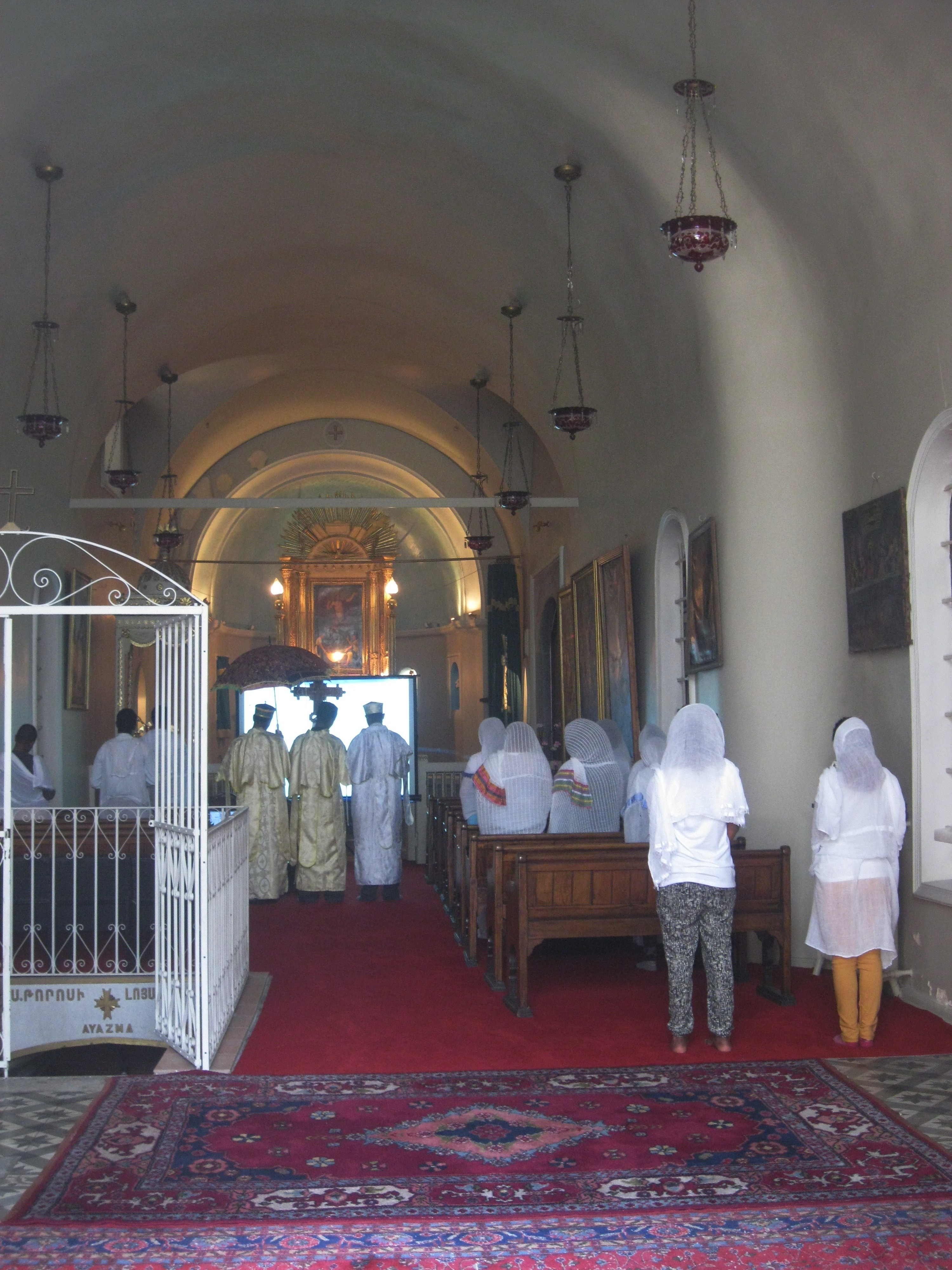 13e. Holy Asdvadzadzin side chapel Ethiopian service