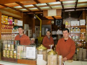 Meet the locals on my Kadikoy walking tour.