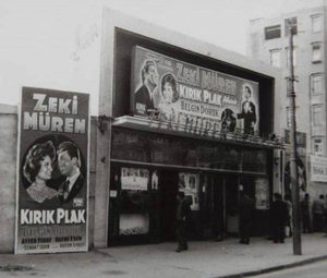 Zeki Murem film showing at Sans Sinema 1959