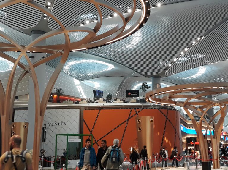Istanbul Airport (IST) – How to get there (Updated January 2024)
