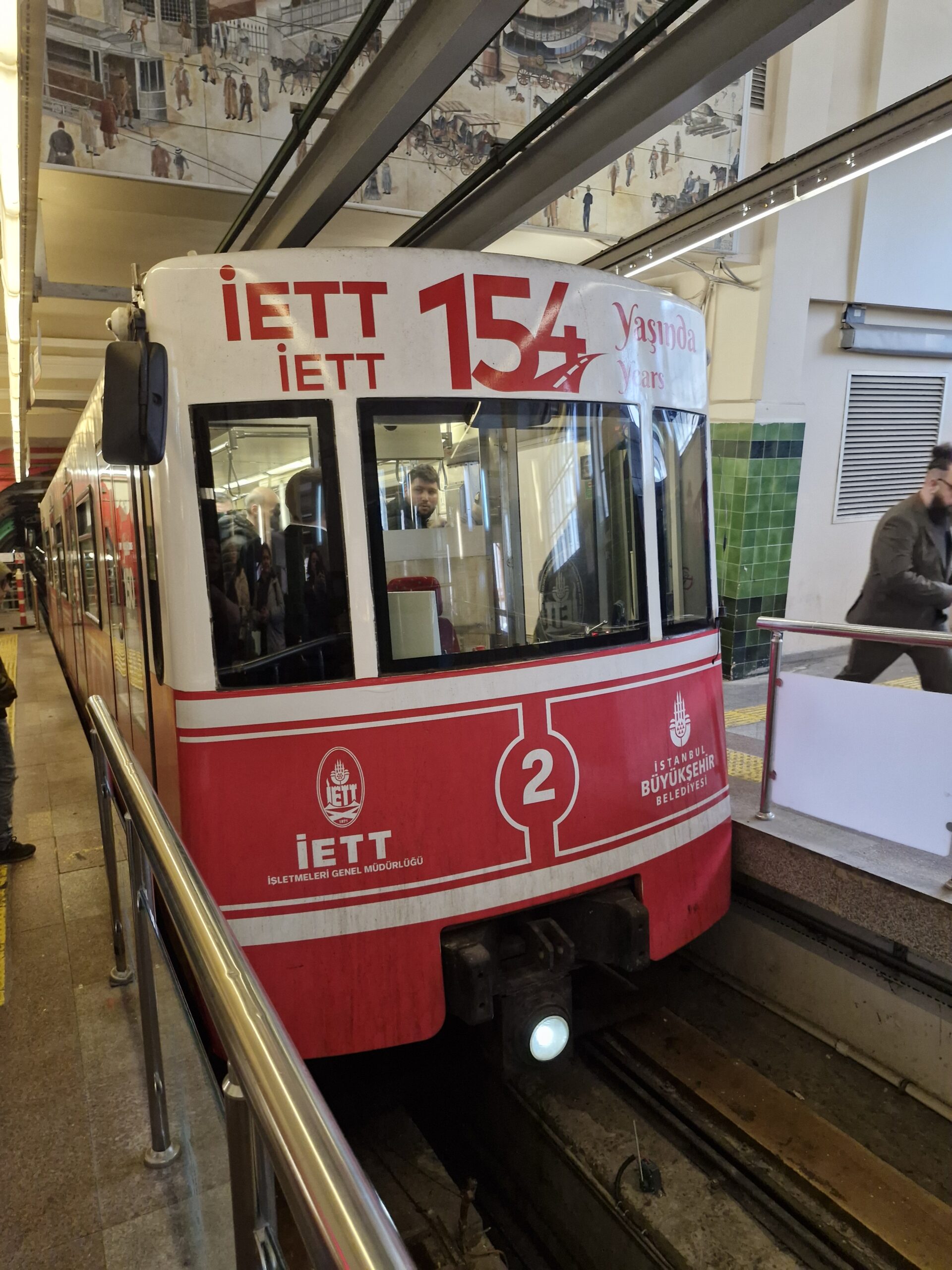 The stylish Tunel funicular