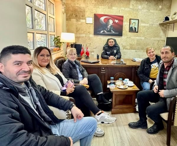 Expats working for animal shelters in Turkey