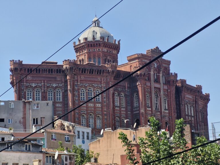 Balat on the Golden Horn – what to see and do